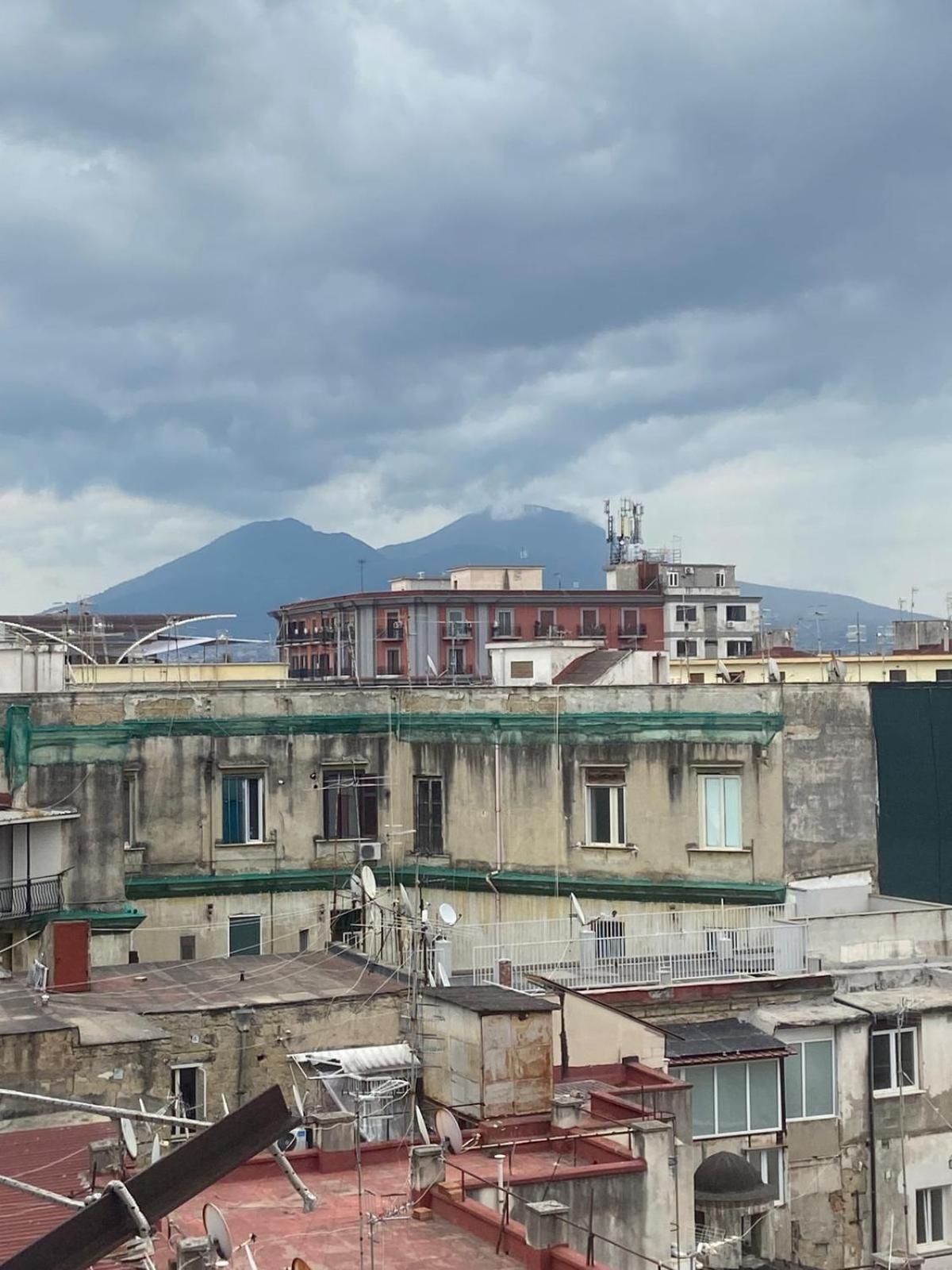 Metropolitan Panoramic Apartment Naples Exterior photo